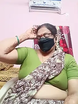 sarala_telugu live cam on Stripchat