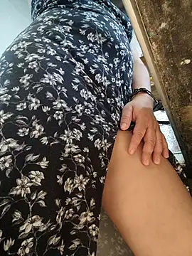 Florxxx9 live cam on StripChat