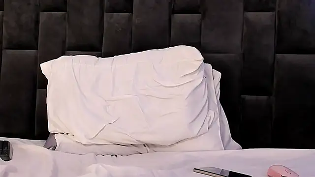 Jhonatan_Rouse webcam
