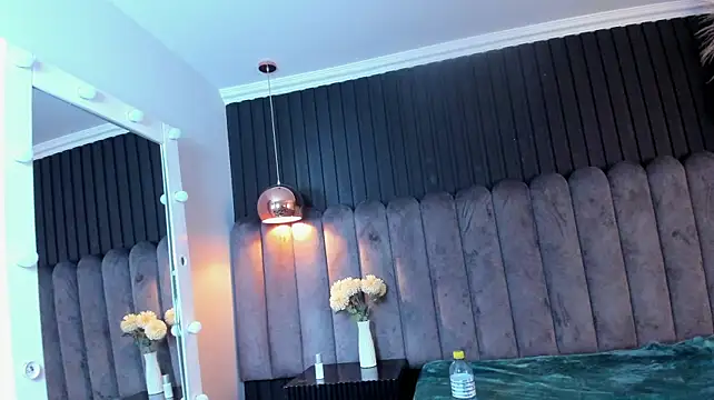 Lanadelrey_1 live webcam