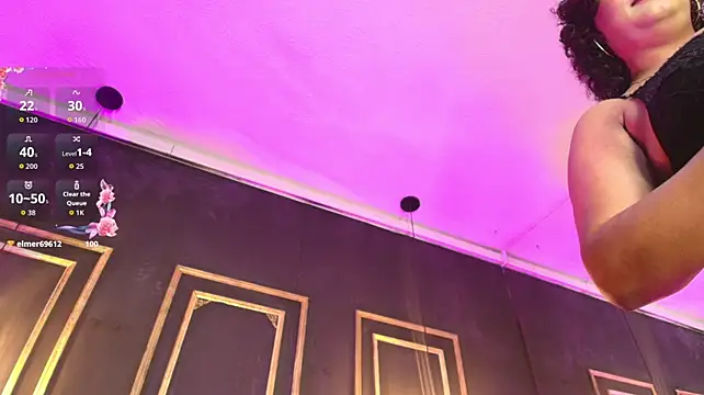 alexa_cruz__ webcam