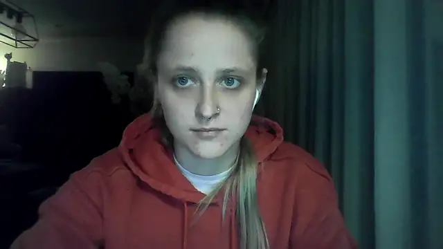 LeaWetGirl live webcam