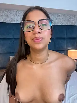 AriaCorlins webcam