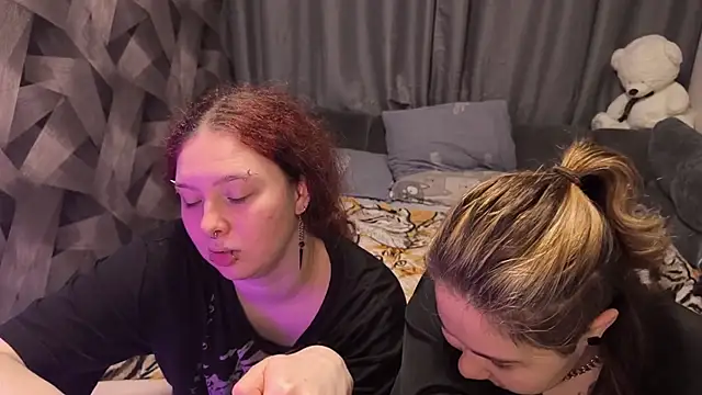 LunarCouple_ webcam