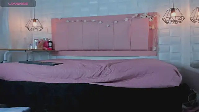 Mia_collins16 webcam