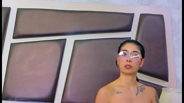 NicoleEsposito webcam