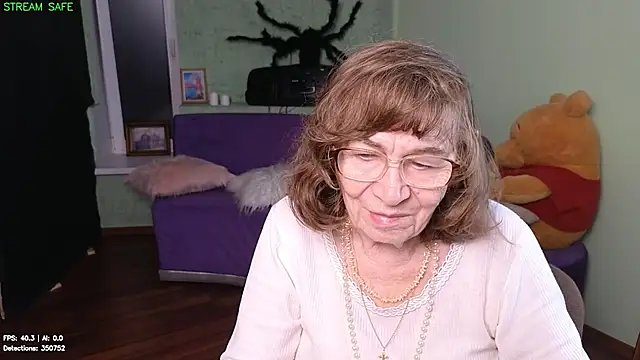 Betty_Brick live webcam
