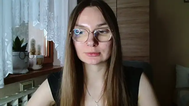 LooveELLYx webcam