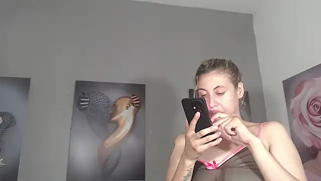 AntonellaBlanc webcam