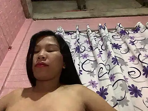 Cleo17 live cam on StripChat