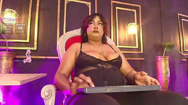 alexa_cruz__
