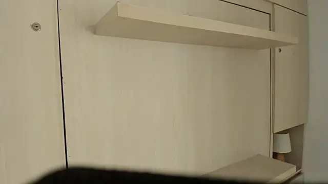 TaylorBloom webcam