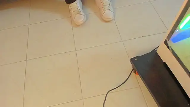 Lois_stone webcam