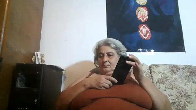 ExquisiteMature webcam
