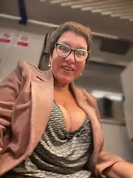 bettybutter_ live sex cam