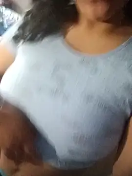 Morenitha-XXX live cam on StripChat