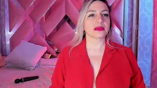 angel_vibes_ live cam on StripChat