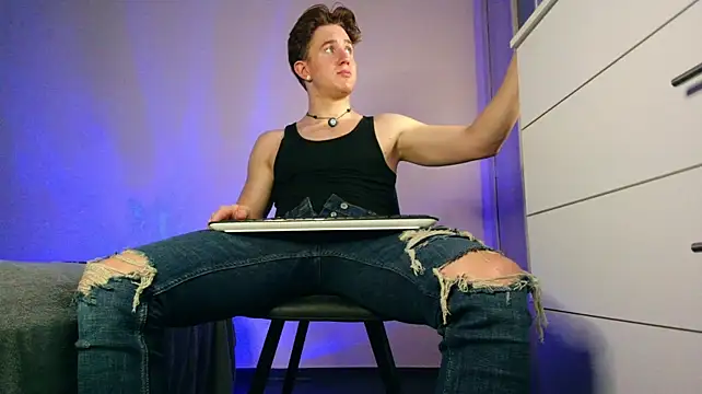 ChristianLevine_ webcam
