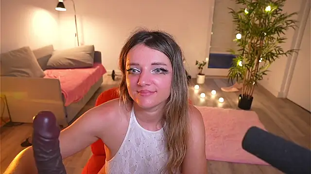 Magnetic_Amy webcam