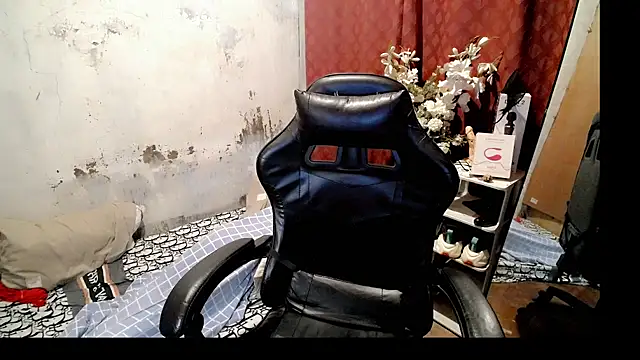Makati_nashowxx webcam
