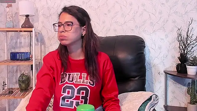 Emily_Lopera webcam