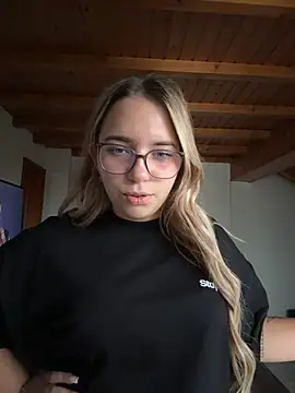 Naomi-Klein webcam