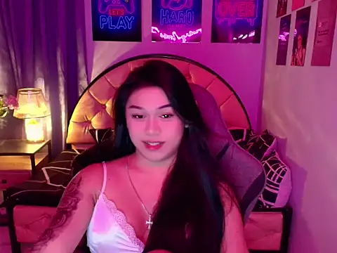 SexxyTsLoverr webcam