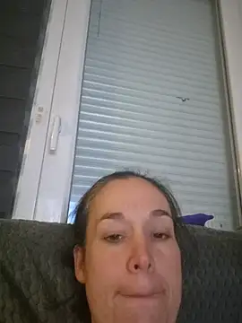 Aliciadelicieuse live cam on StripChat