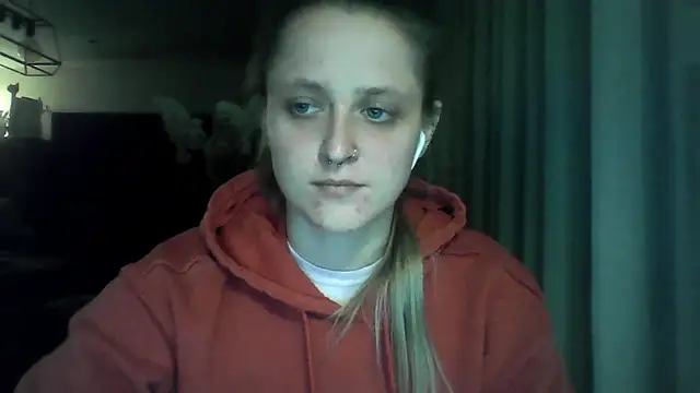 LeaWetGirl webcam