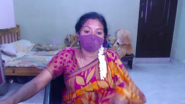 Novapol11 live cam on StripChat