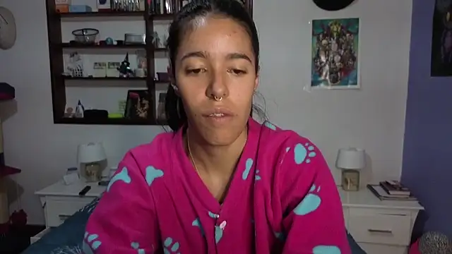 stephania_t live cam on StripChat