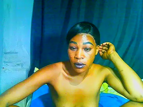 freaky_naughty live cam on StripChat