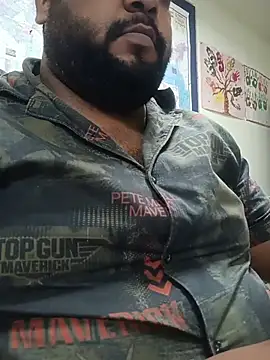 healthyguy175 live cam on StripChat