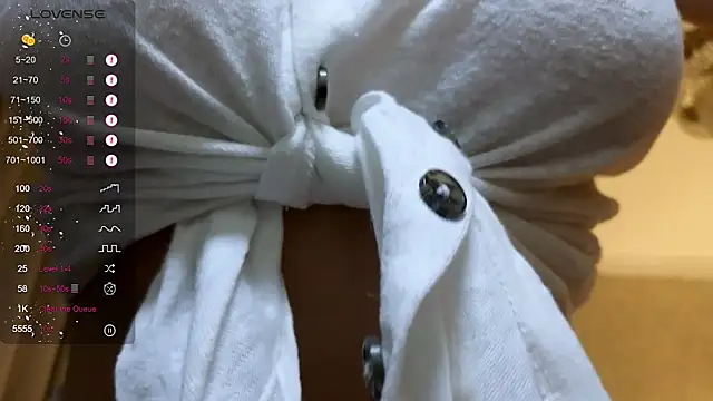 Alice_Wonders webcam