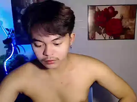 Bigboy_Hiro live cam on StripChat