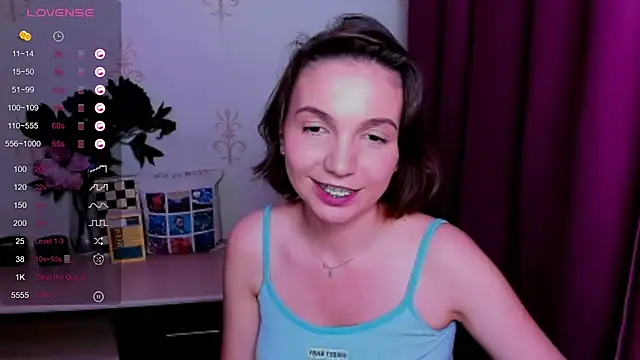 KindHazelHere_ webcam