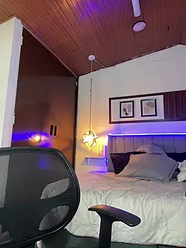 karlamorris_ webcam