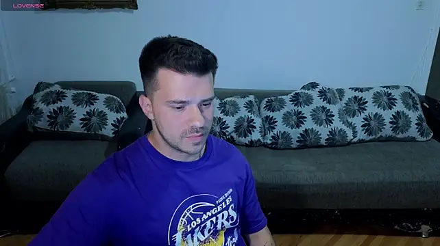 JohnnyStepBro webcam