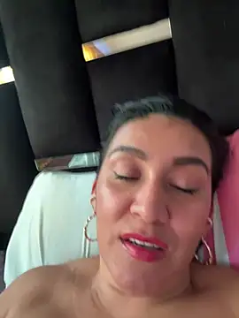 zoee_zi webcam