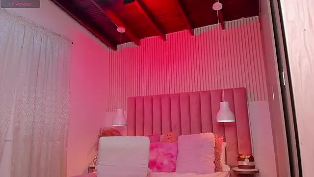 ScarlettDreamss7 webcam
