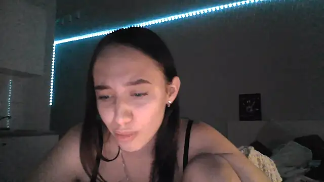 DarkMirel webcam
