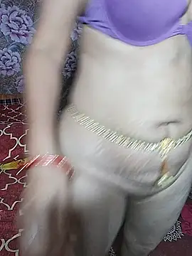 xbhuume (F milf) - ass oiling