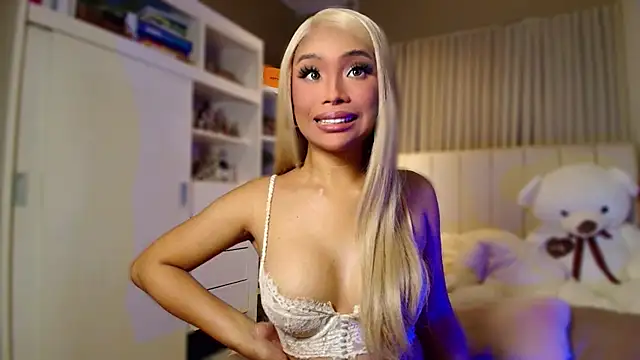 venusangelic live cam on StripChat