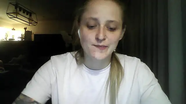 LeaWetGirl