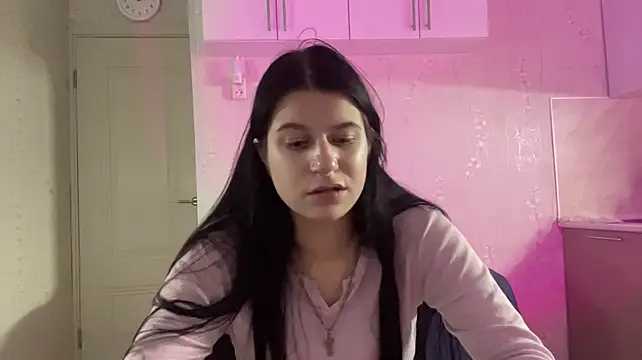 ChrystalWhittet live cam on StripChat
