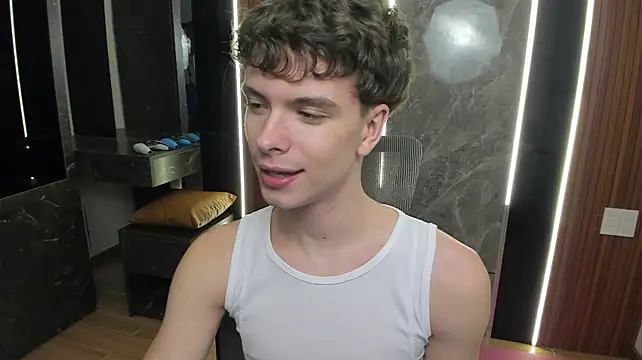 calvin_love_you webcam