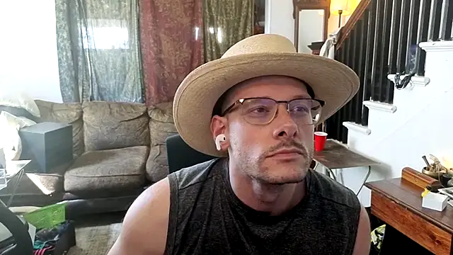 MasterDaddyCool webcam