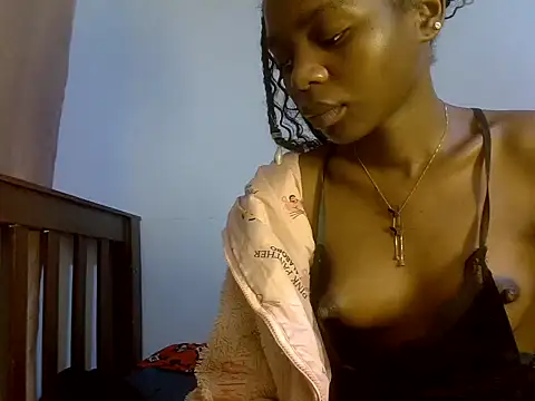 Spicybobolishia_ webcam