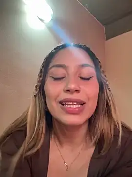 Meganfaxx webcam