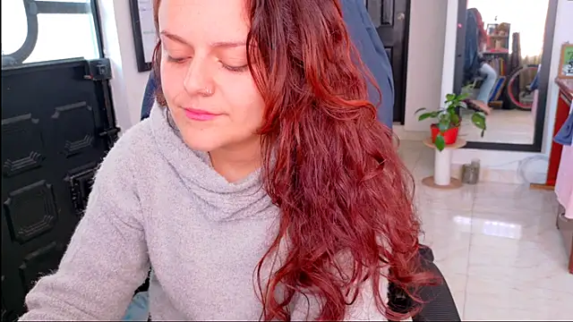 Scarletleon77 webcam